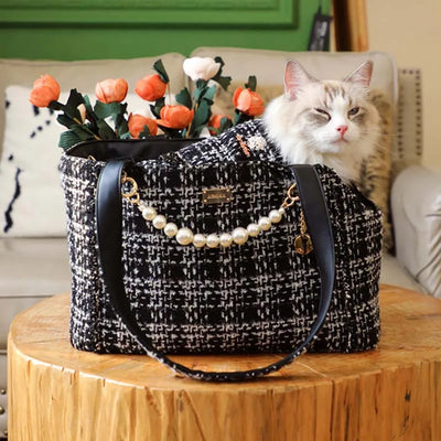 Luxury Design Pet Bags Cat Carrier Puppy Handbag Shoulder Bag Outdoor Dog Accessories Kitten Pet Items Backpack For Small Dogs