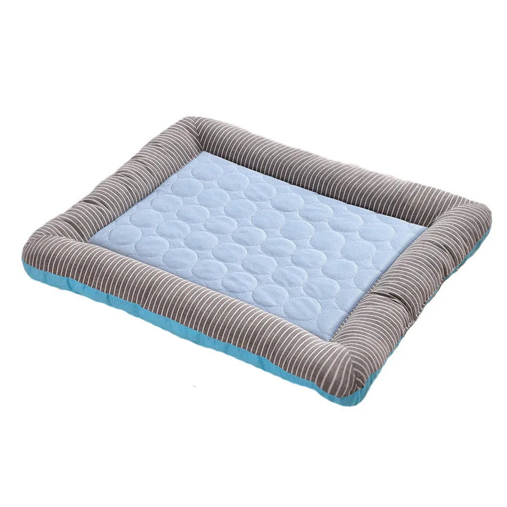 Pet cooling mats summer cold dog mats cooling products small and medium-sized dog ice silk dog cat mats pet supplies